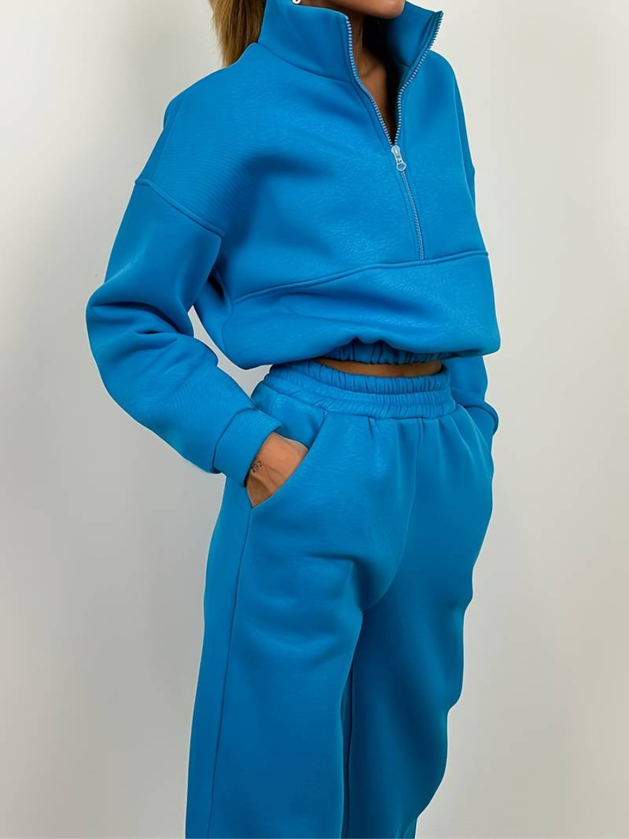 sweatshirt och träningsbyxor