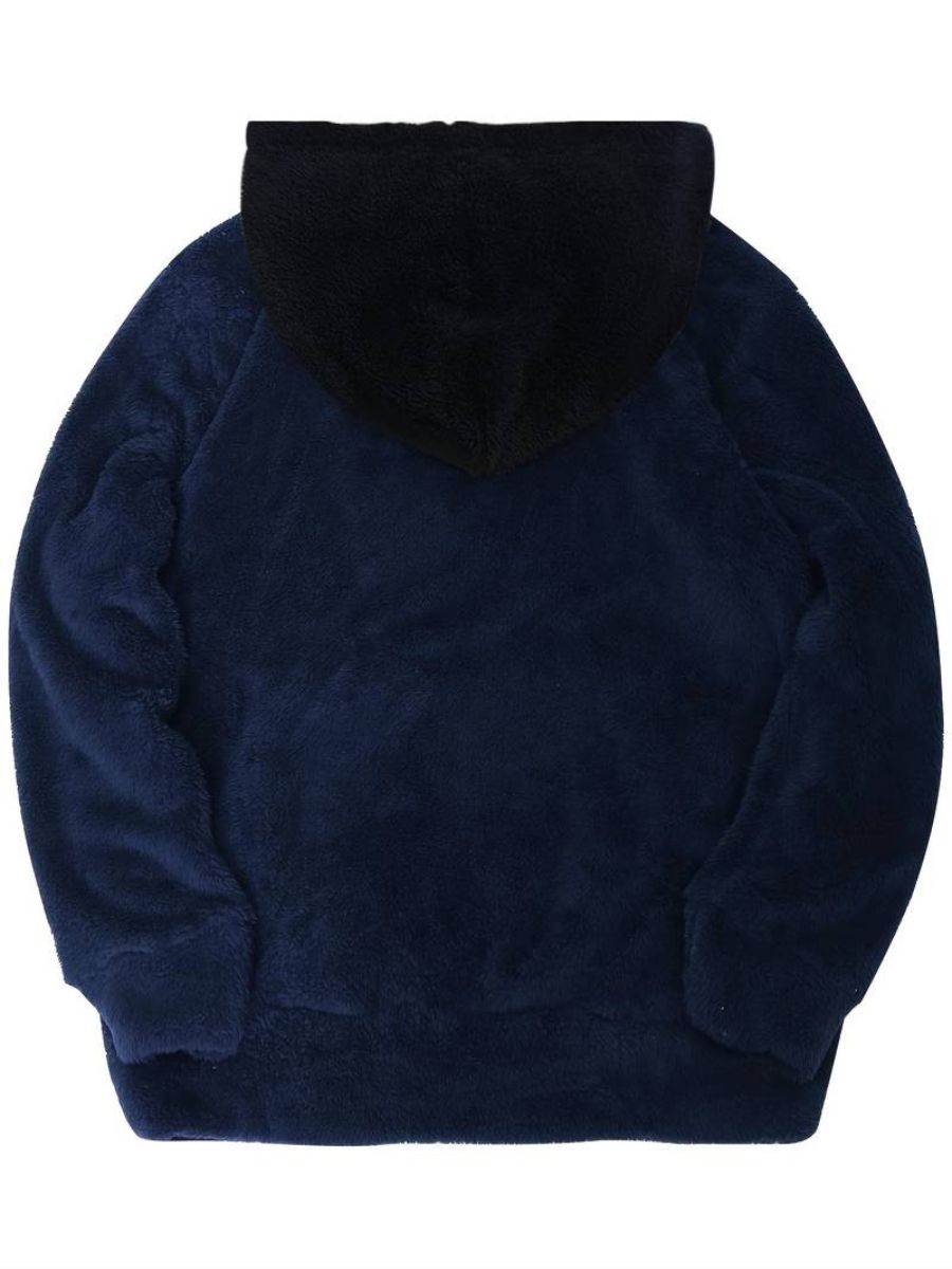fluffig hoodie och träningsbyxor