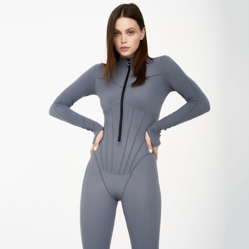 Tight jumpsuit med dragkedja