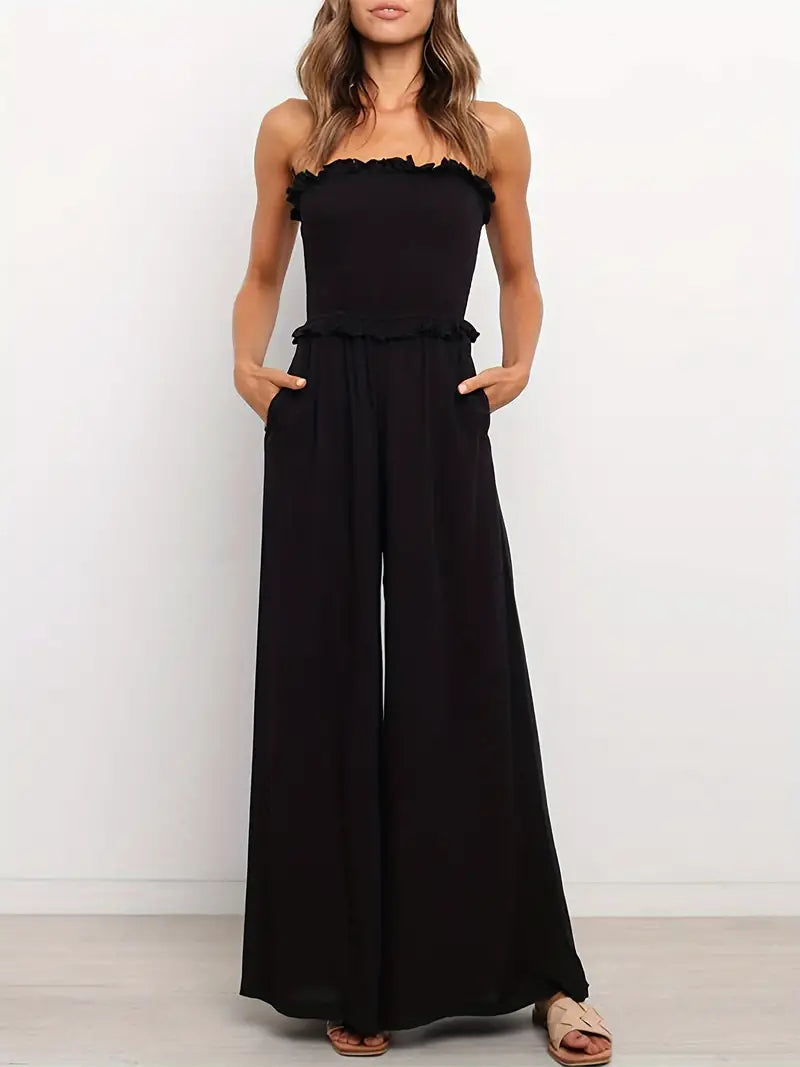 Svart jumpsuit med trasiga axlar