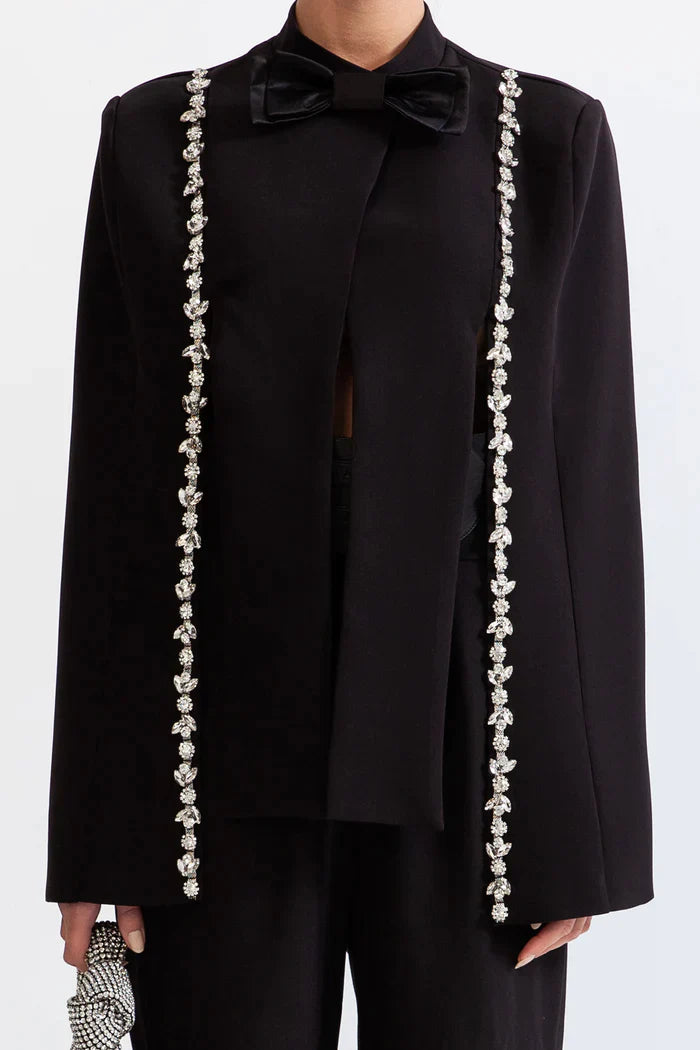 Svart juvel smoking cape