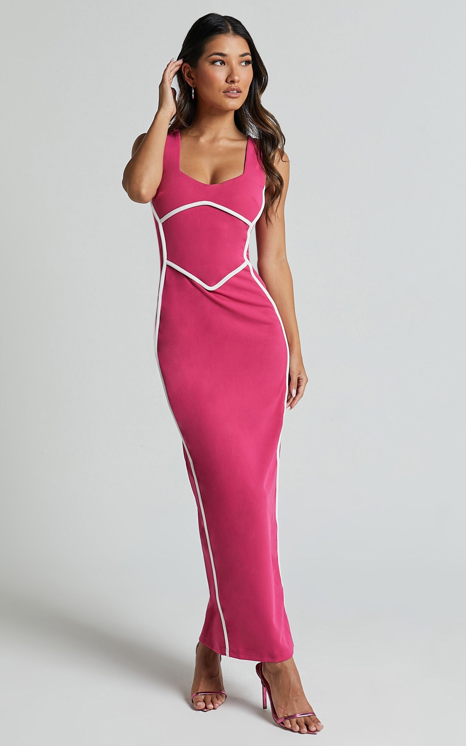 Bodycon maxiklänning med rund hals