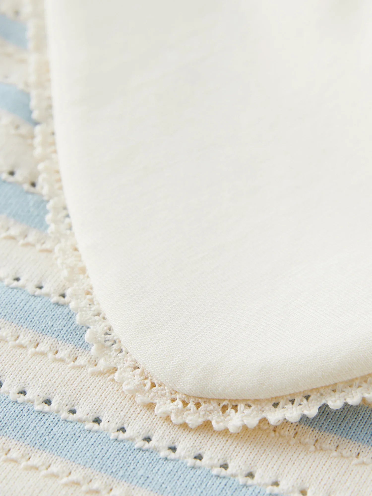 Randig kortärmad pikétröja