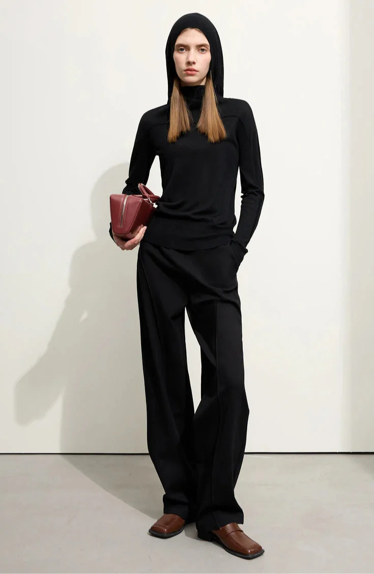 Slim-fit tröja med huva