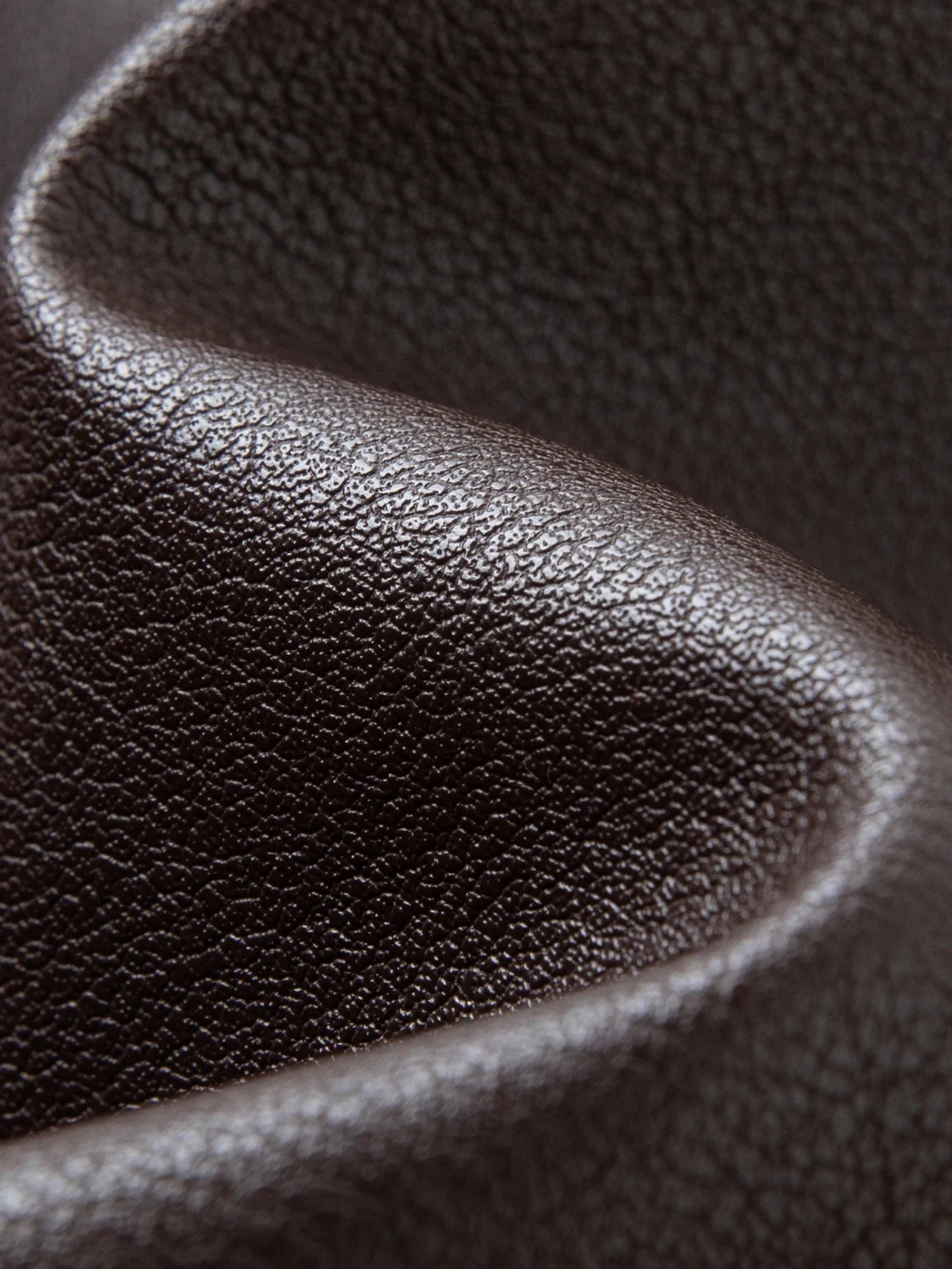 Kort läderkjol med bälte