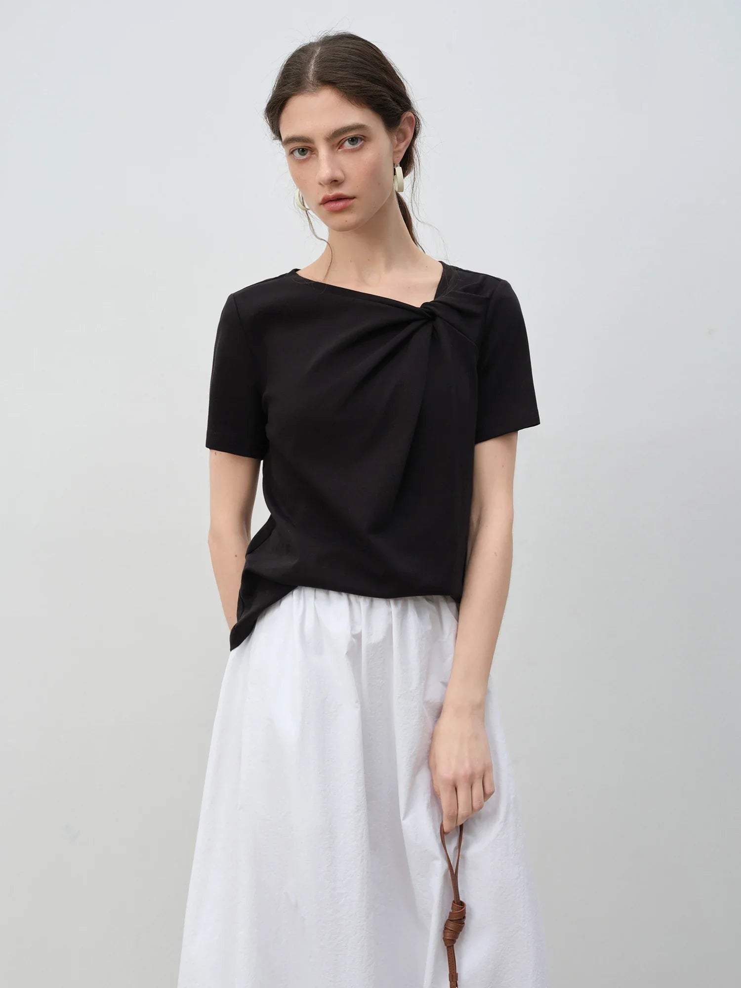 Kortärmad t-shirt med vridning