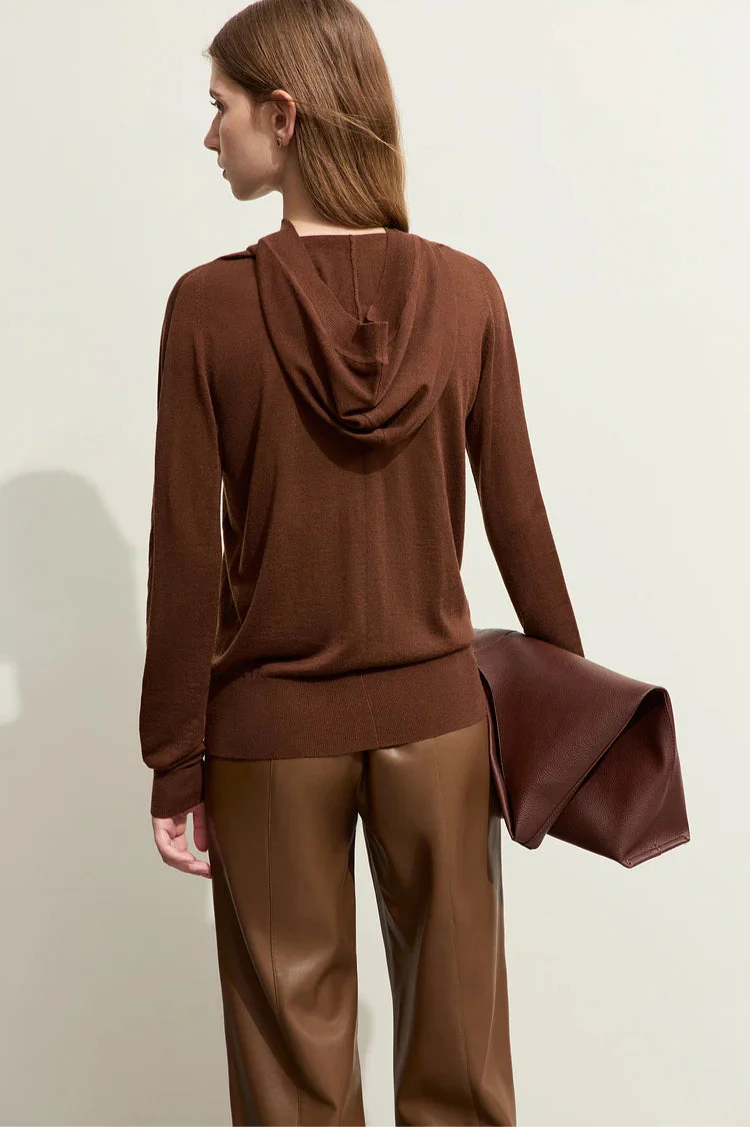 Slim-fit tröja med huva