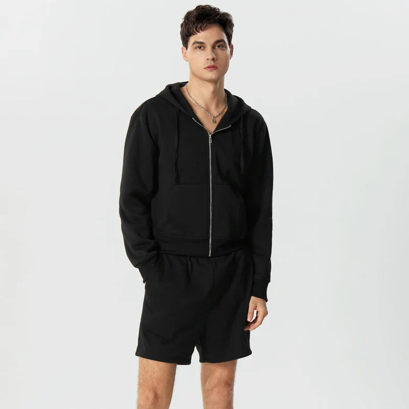 Lå ngärmad sweatshirt och huvshorts