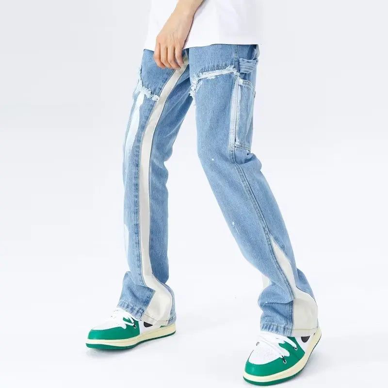 Baggy flare jeans i streetwear-stil
