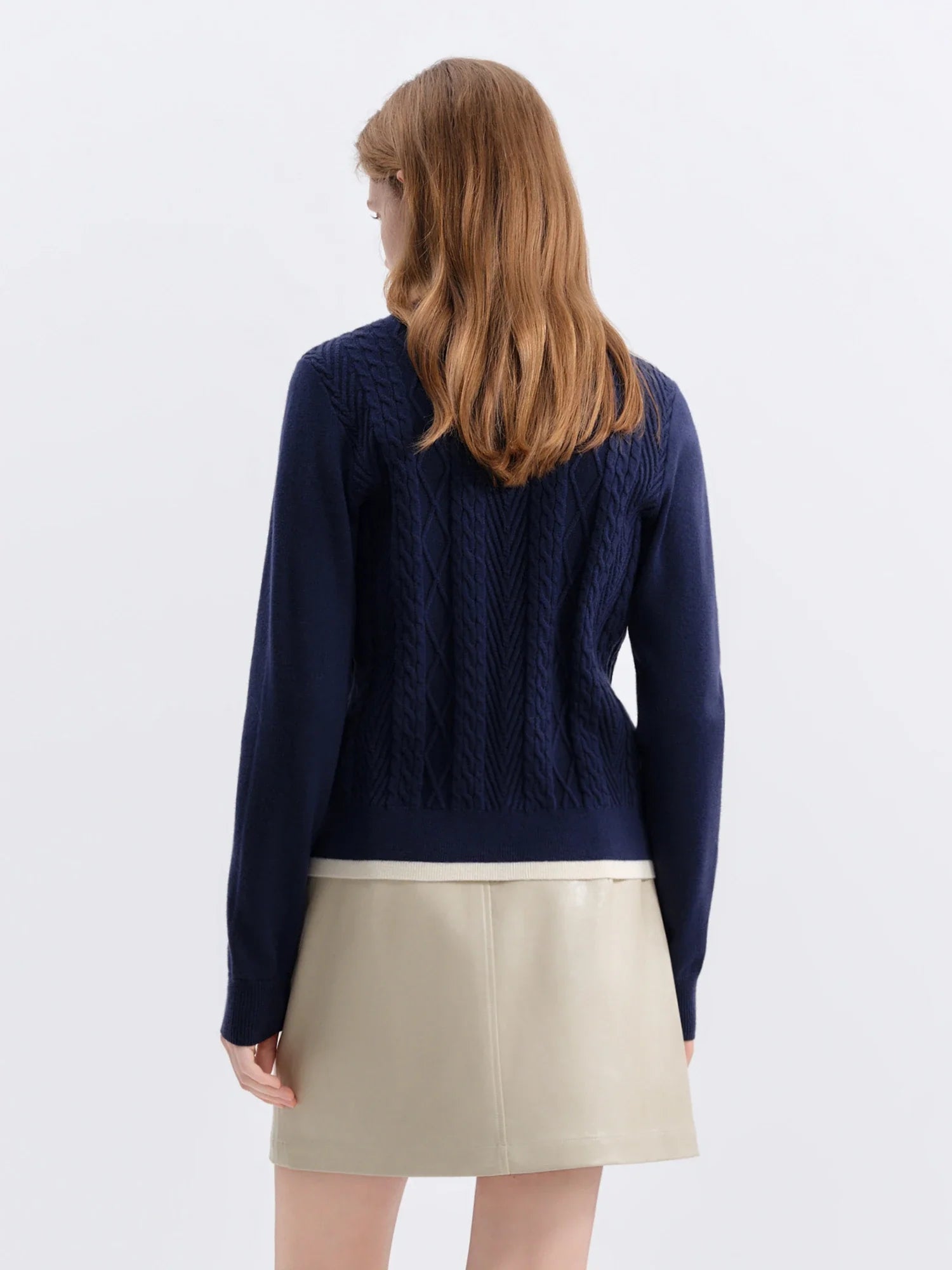 Stickad kofta i två delar