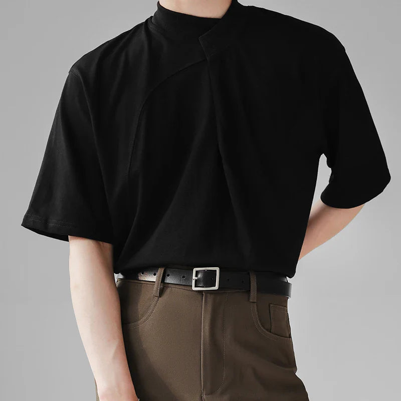 T-shirt med turtleneck och korta ärmar