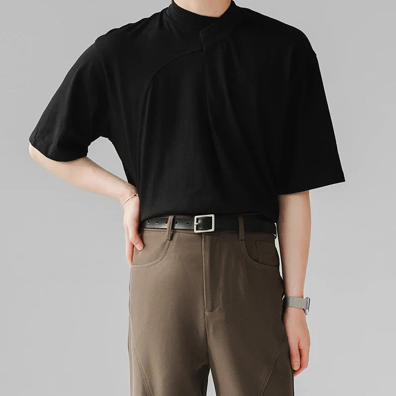 T-shirt med turtleneck och korta ärmar