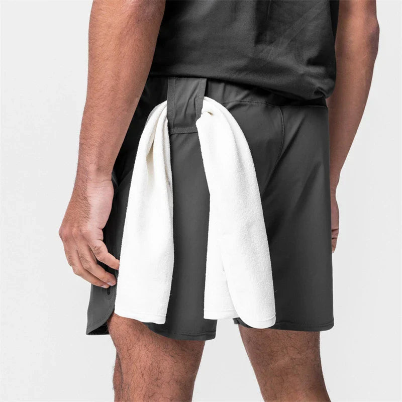 Sportiga lösa shorts