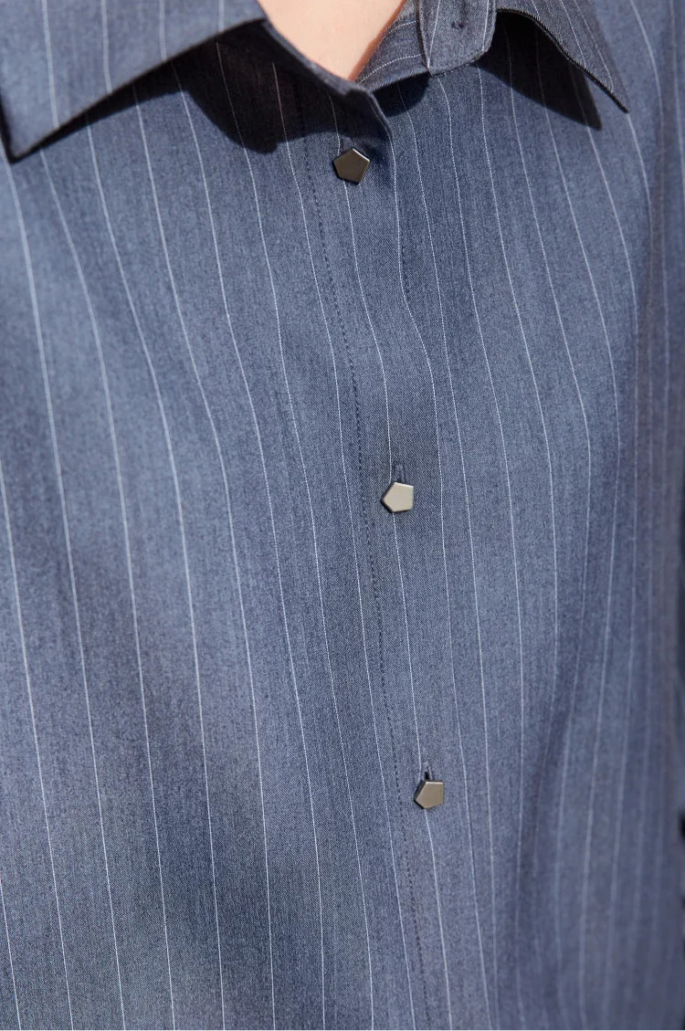 Randig skjorta med lång ärm och lös passform