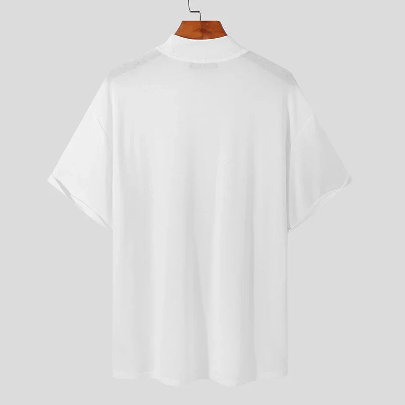 T-shirt med turtleneck och korta ärmar