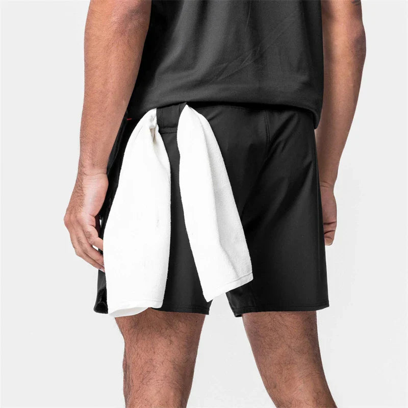Sportiga lösa shorts