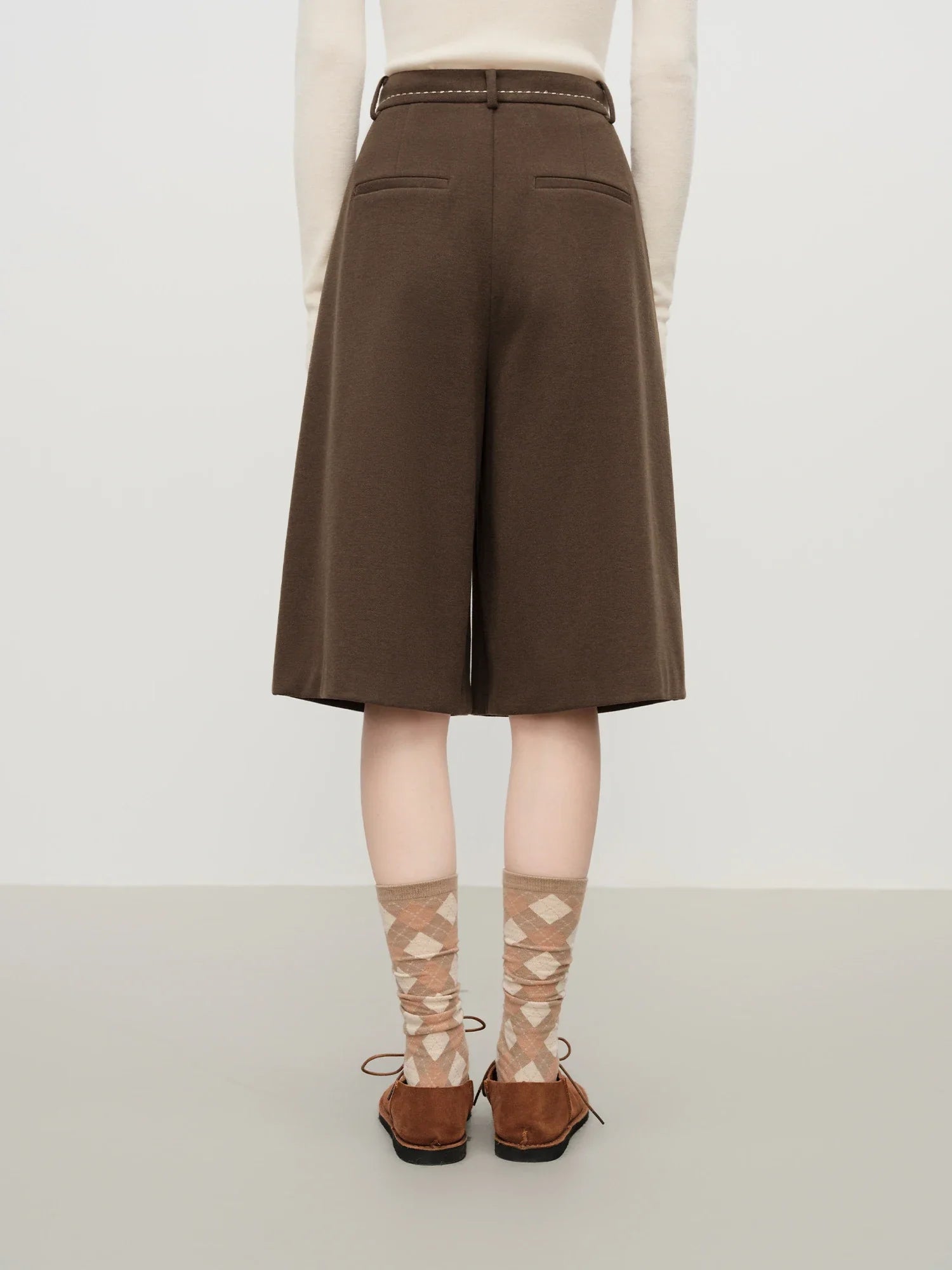 Lösa shorts med vida ben