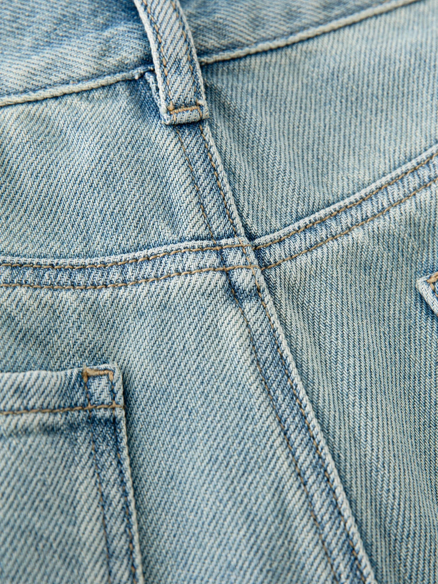 Raka jeans med hög midja