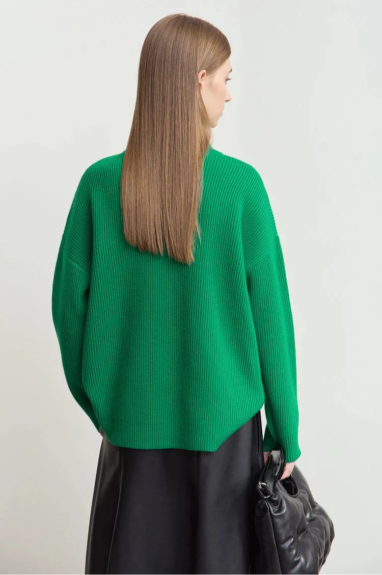 Stickad korsad polotröja