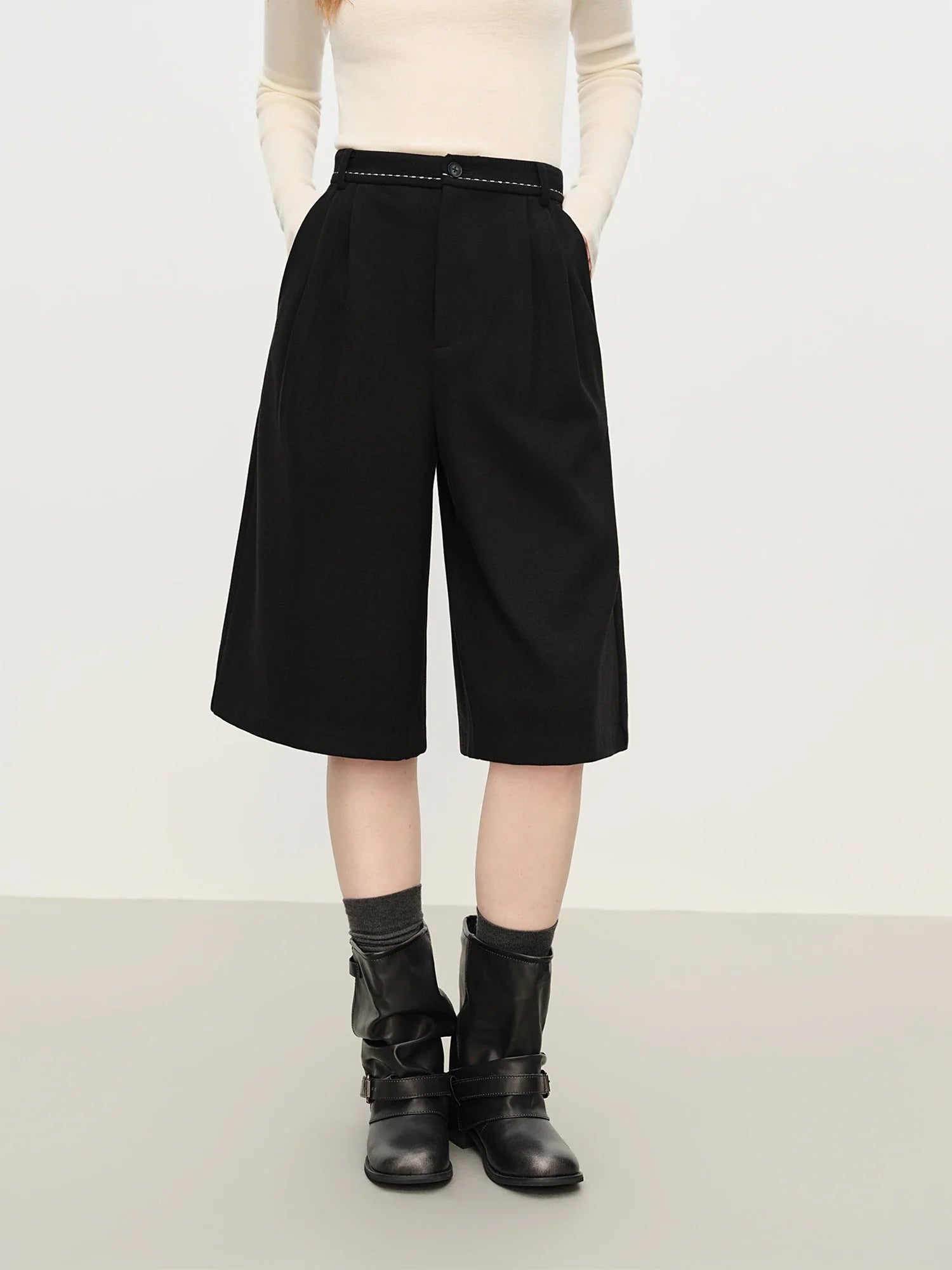 Lösa shorts med vida ben