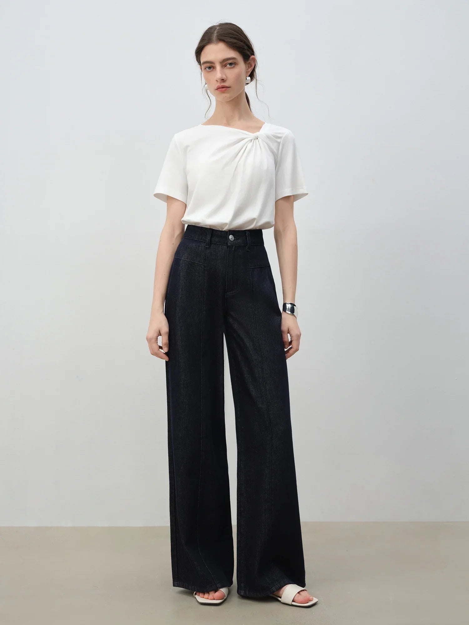 Kortärmad t-shirt med vridning