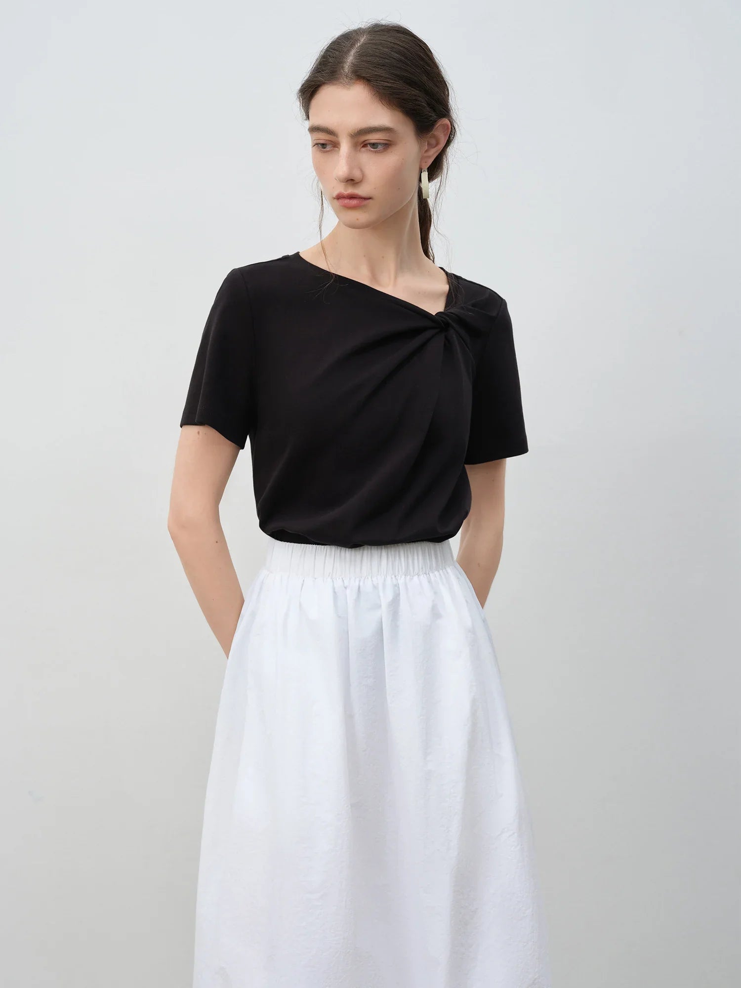 Kortärmad t-shirt med vridning