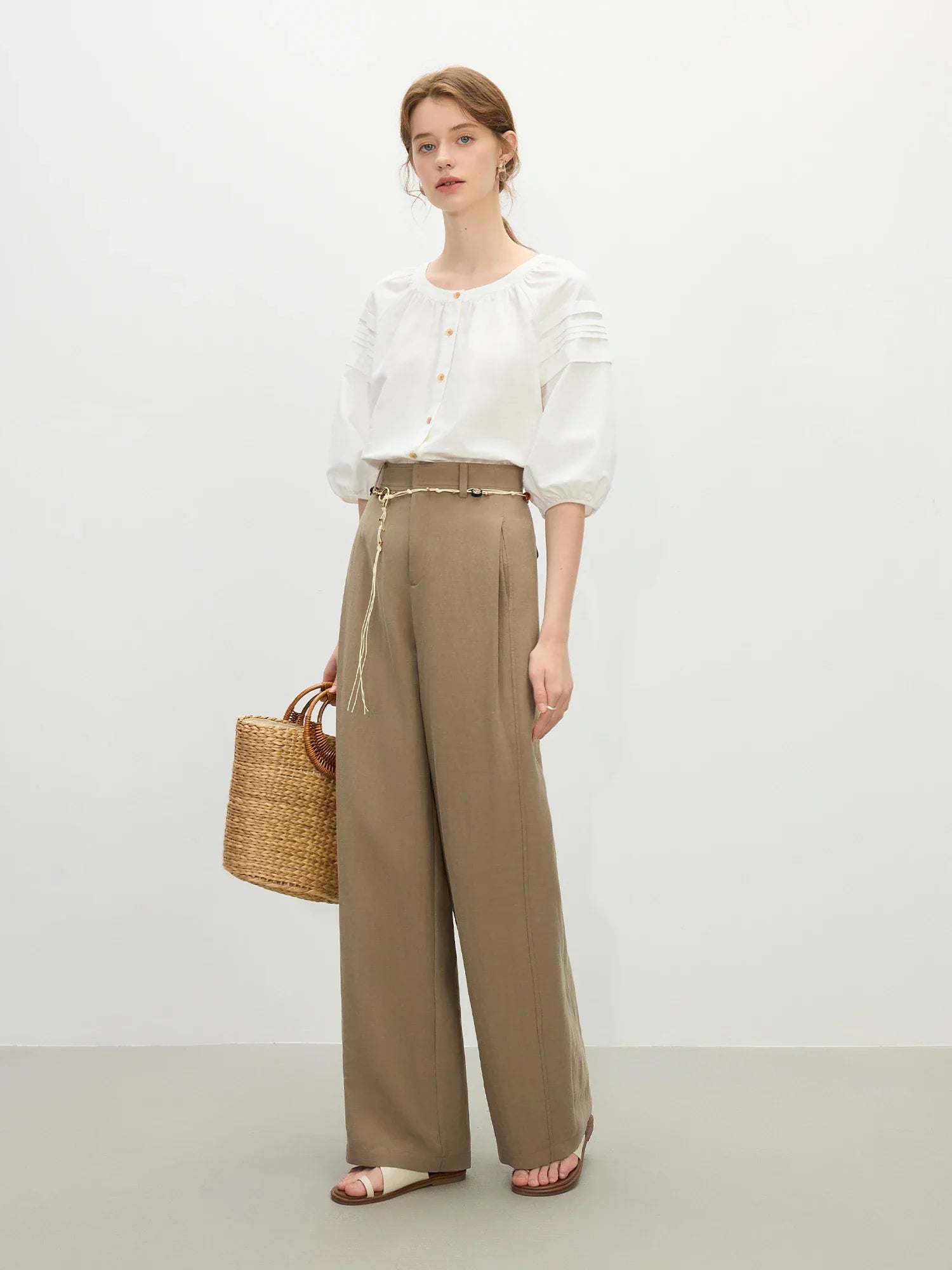 Kortärmad blus i linneblandning