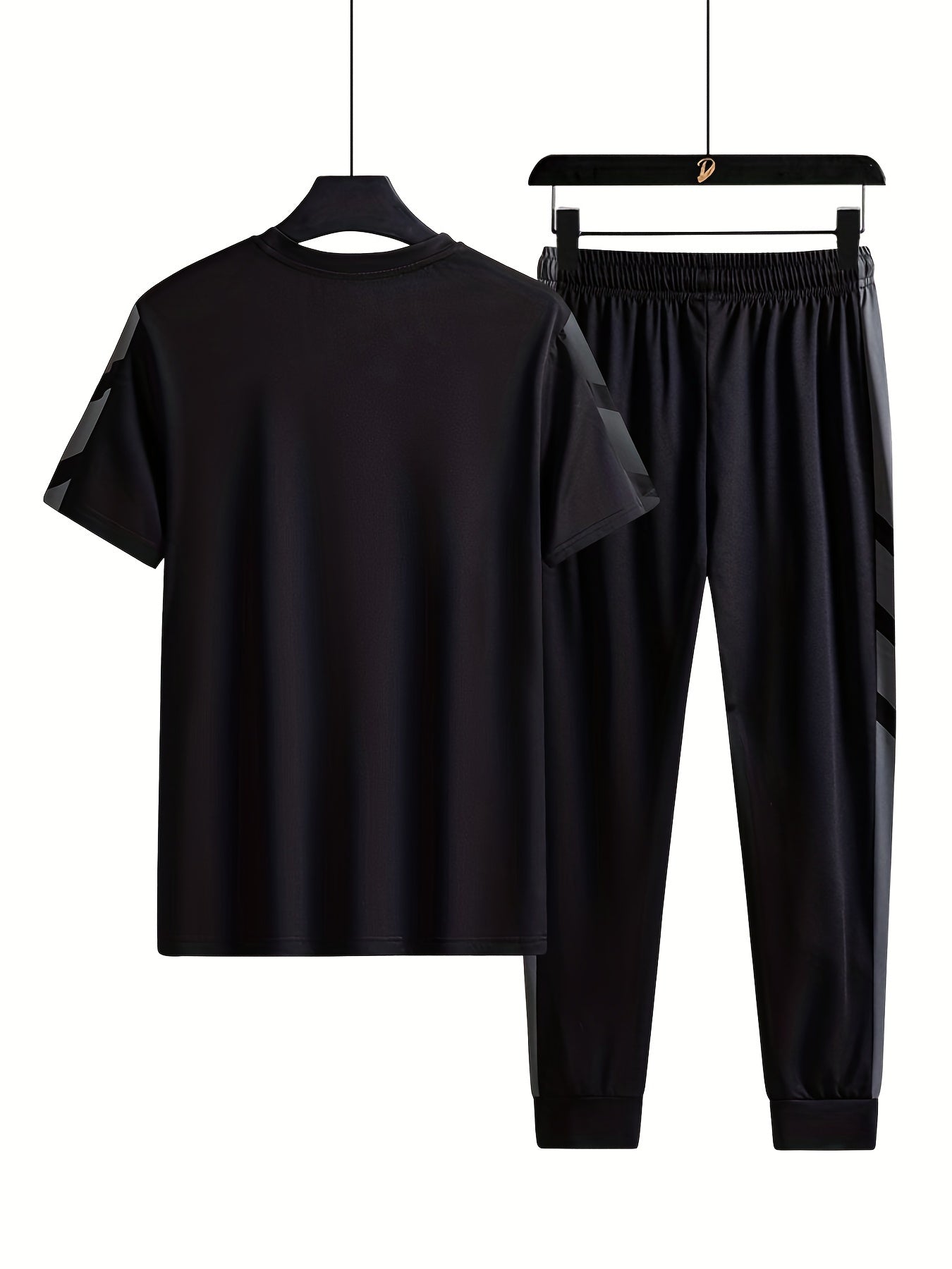 Set med kortärmad T-shirt och byxor med dragsko