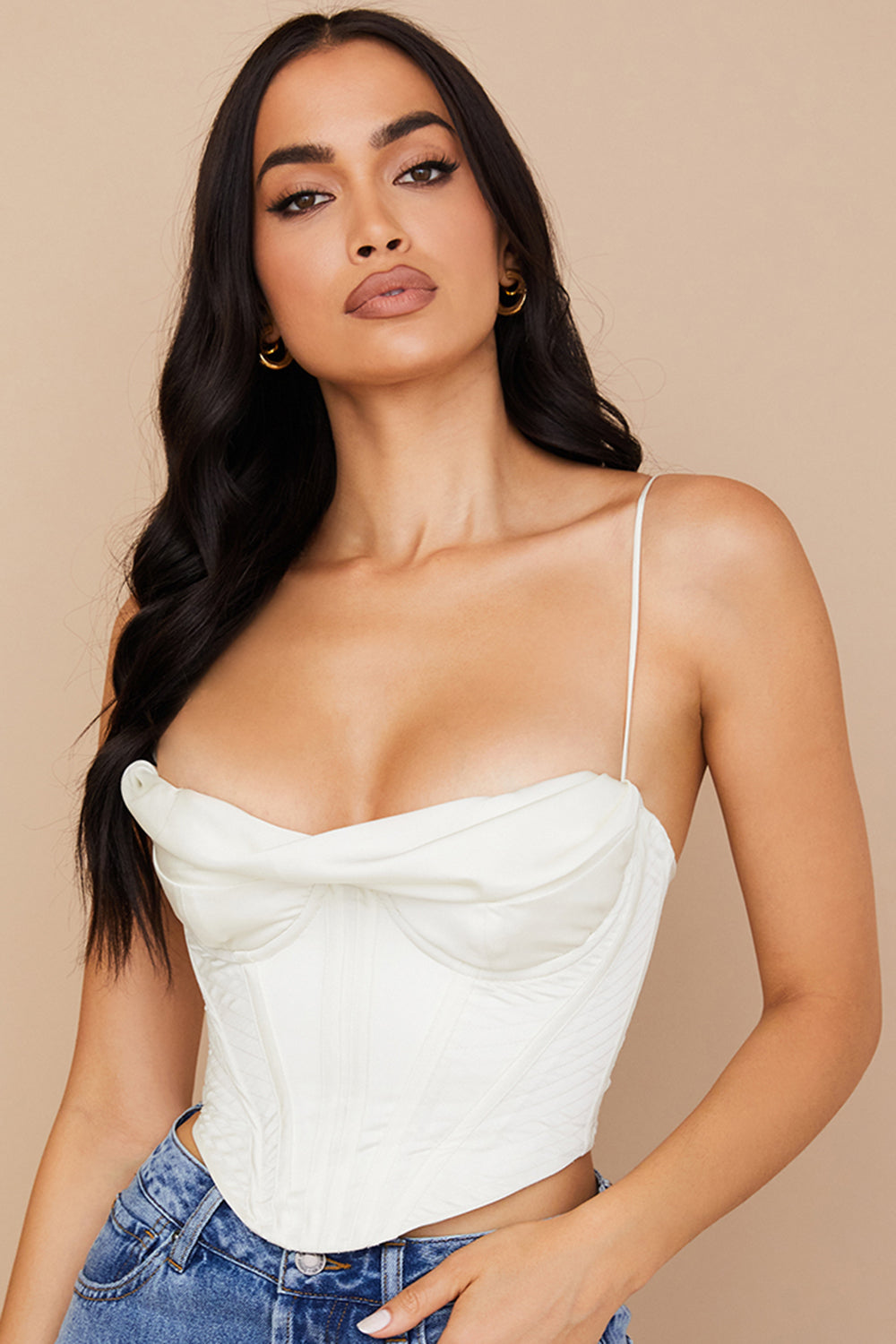Ivory satin draperad korsett