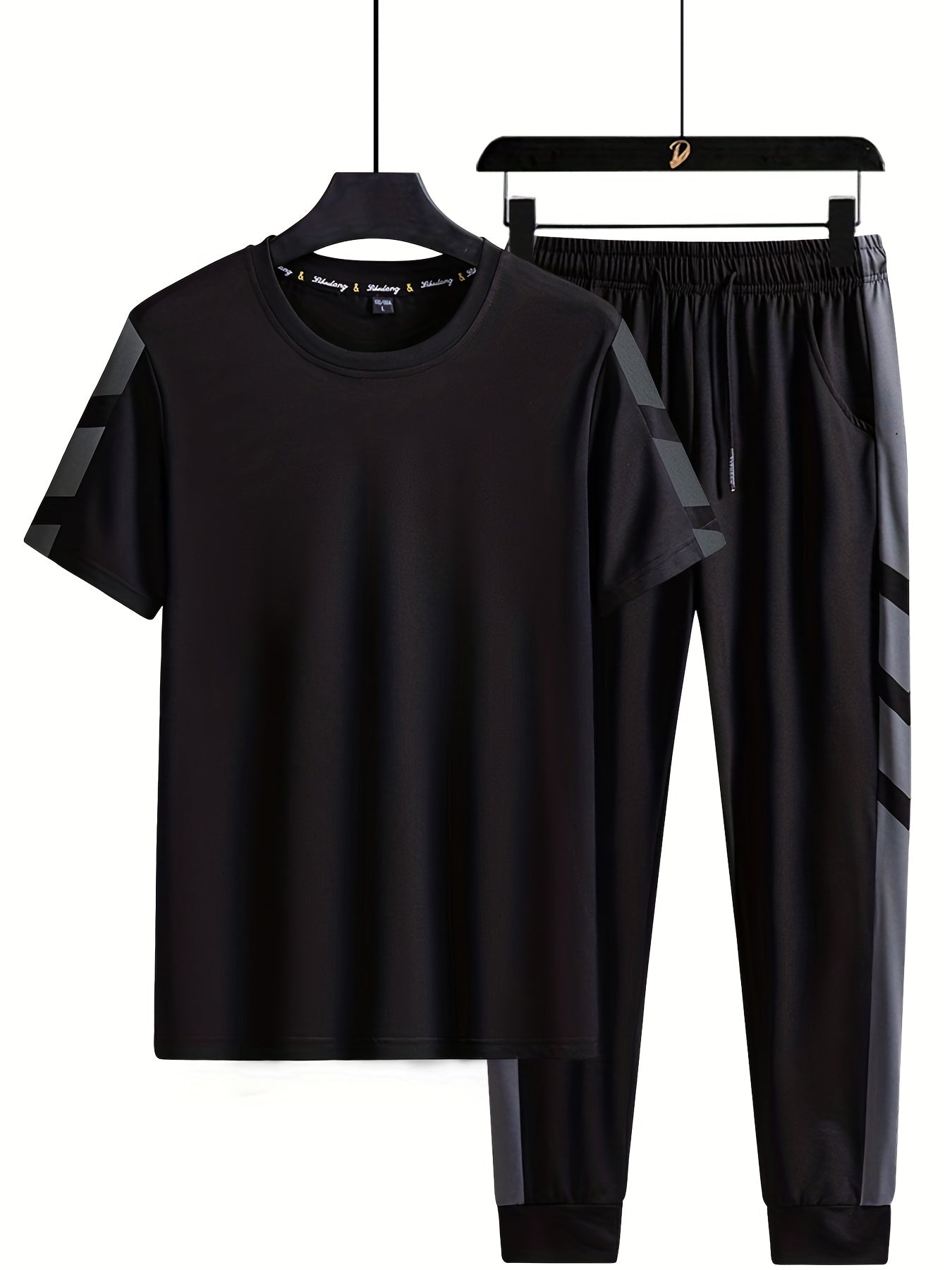 Set med kortärmad T-shirt och byxor med dragsko