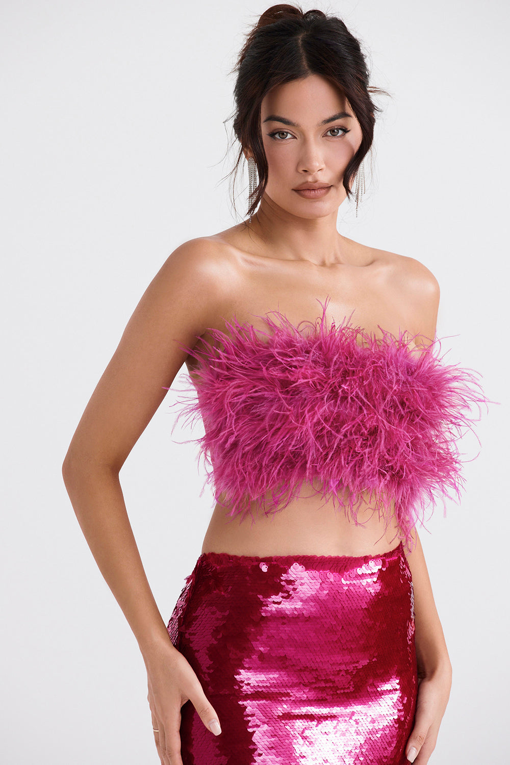 Ljust rosa bandeau med paljetter och maxikjol