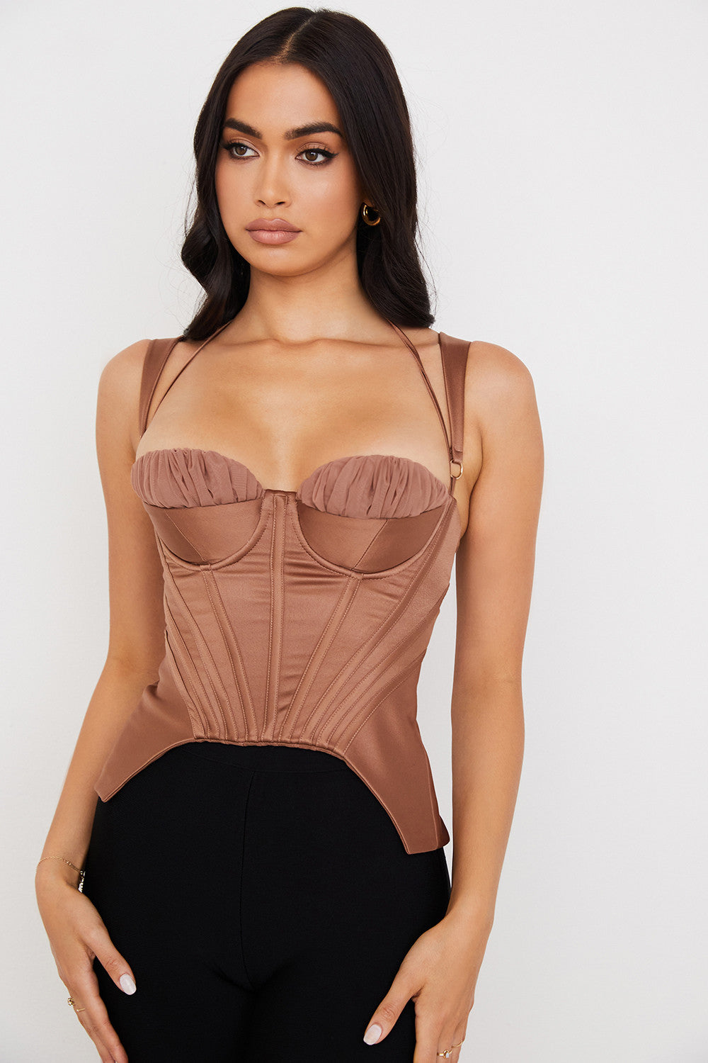 Peplum-korsett i toffee satin