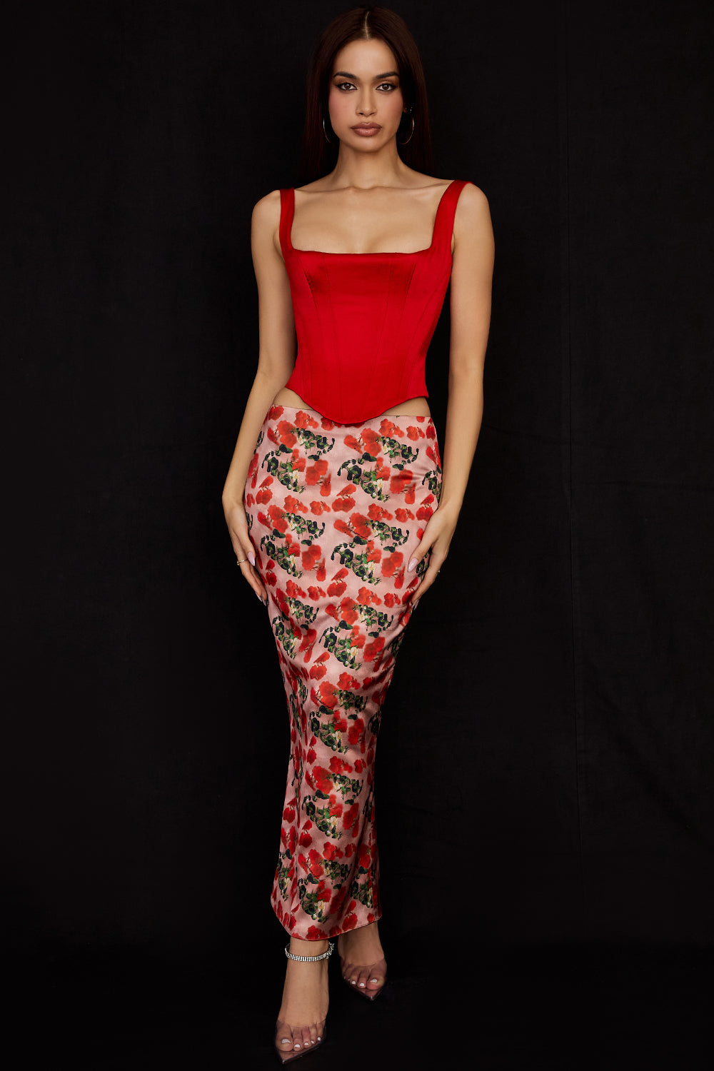 Scarlet satin longline korsett