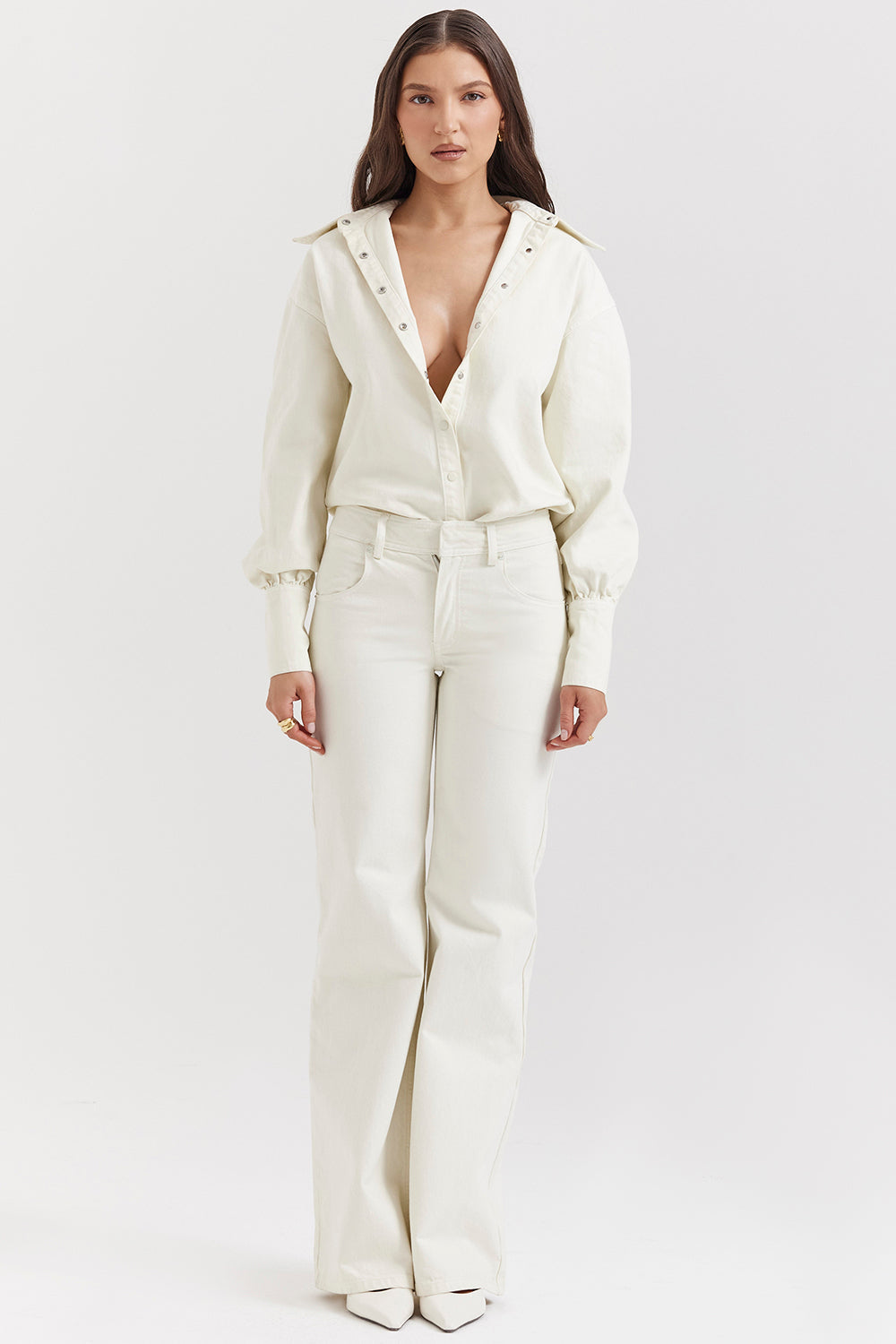 Ivory jeansskjorta med utsvängda jeans med vida ben