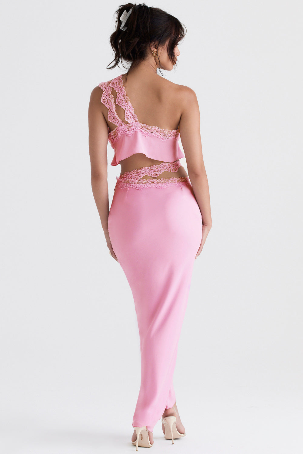 Rosa luftig cropped topp med maxikjol med spetskant