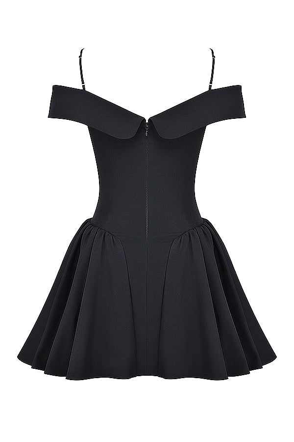 Off shoulder miniklänning