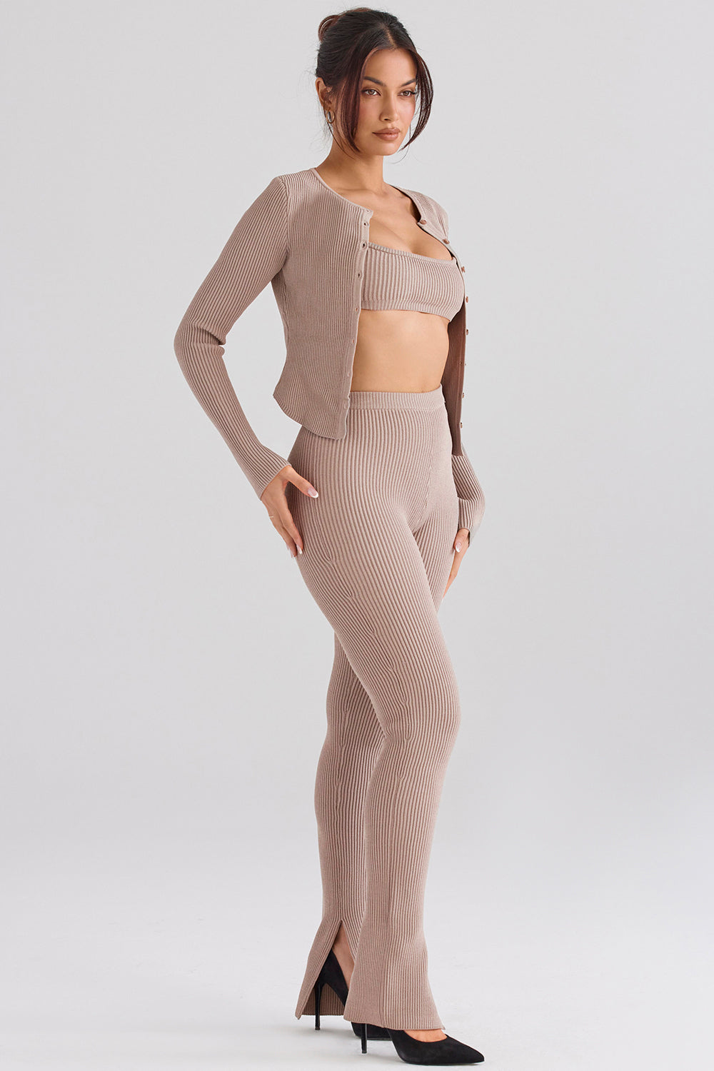 Ribbstickad cardigan med leggings
