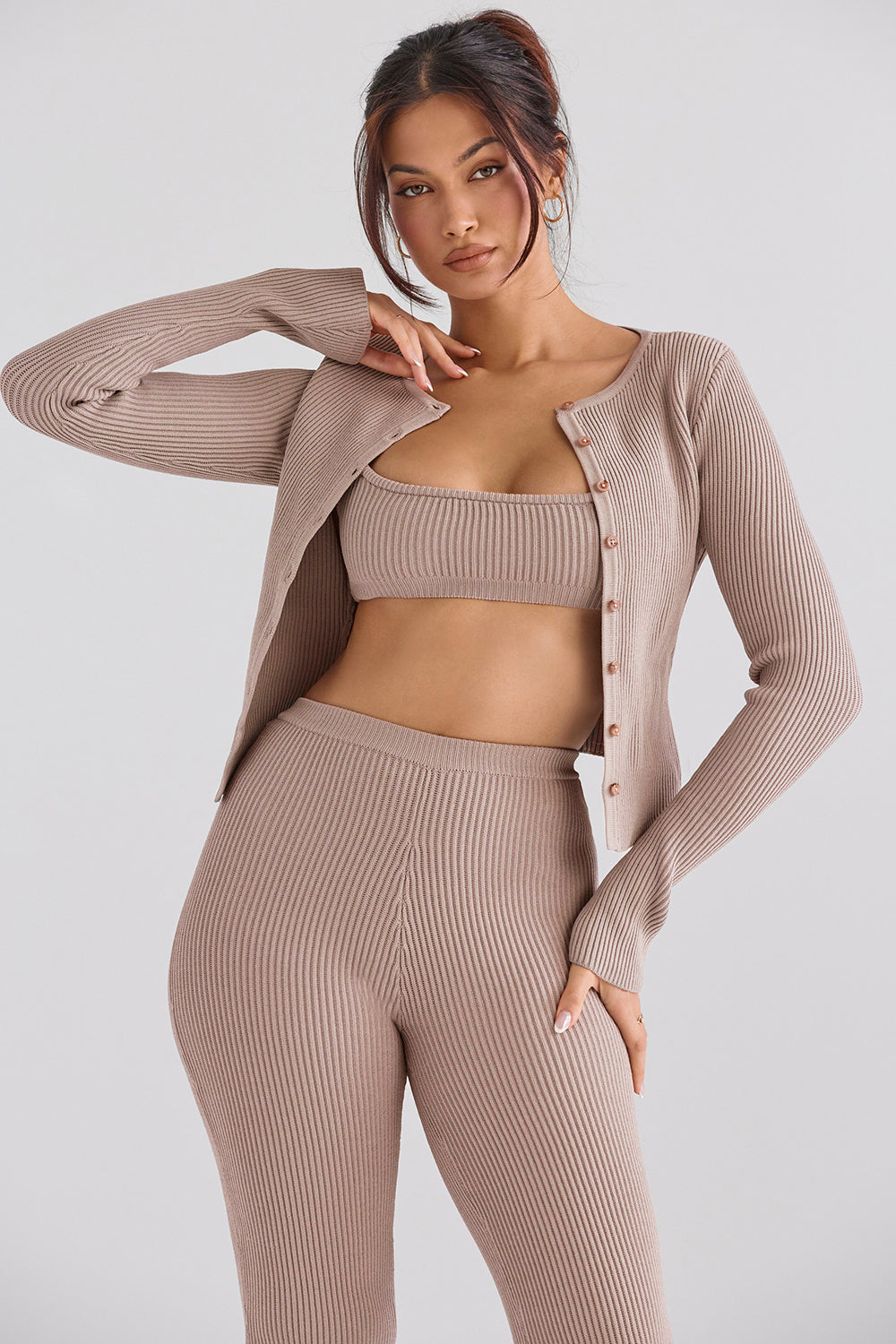 Ribbstickad cardigan med leggings