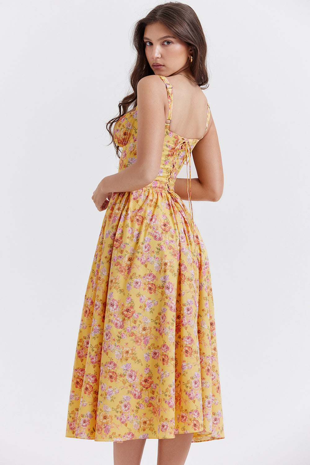 Midi solklänning med blommor