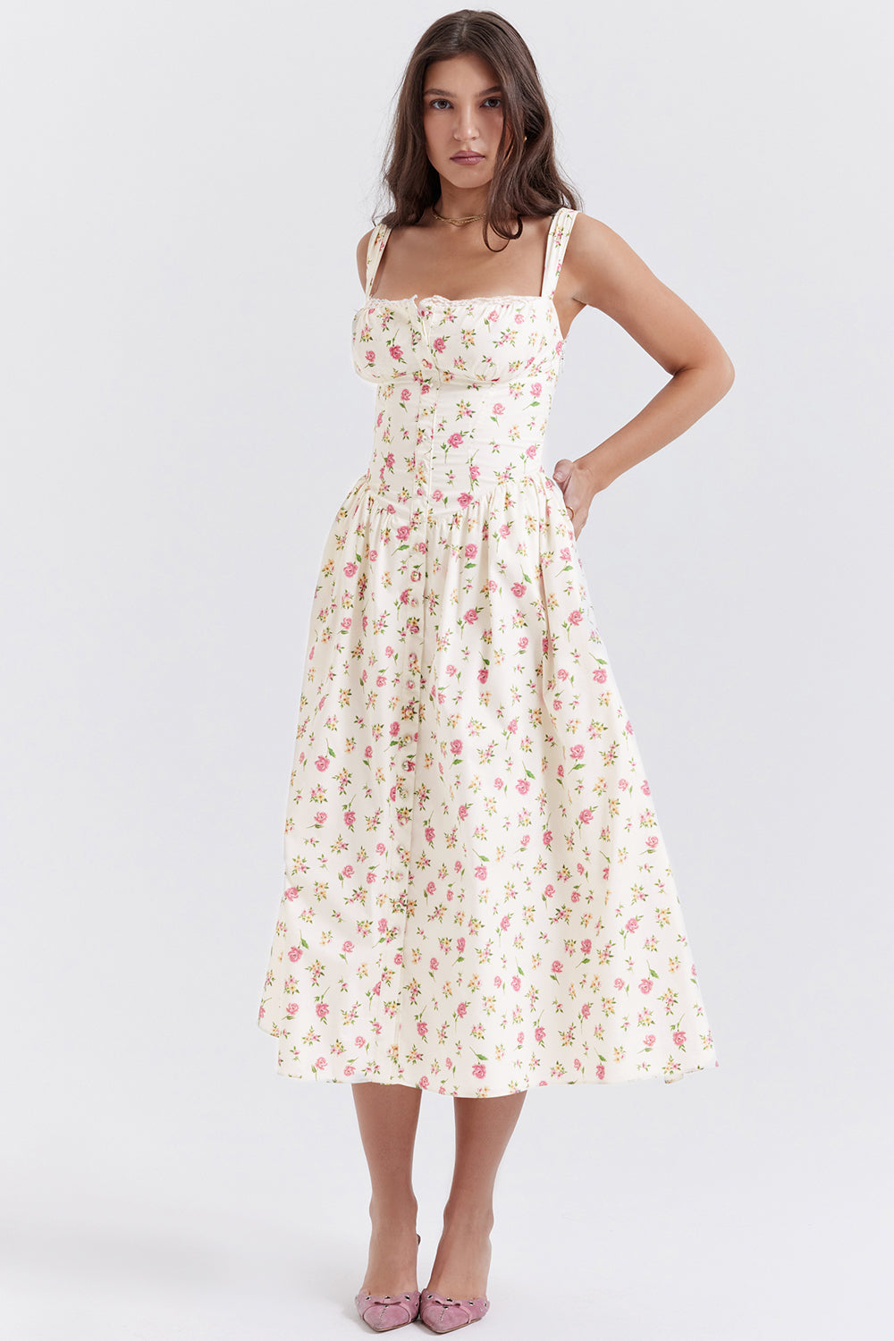 Midi solklänning med blommor