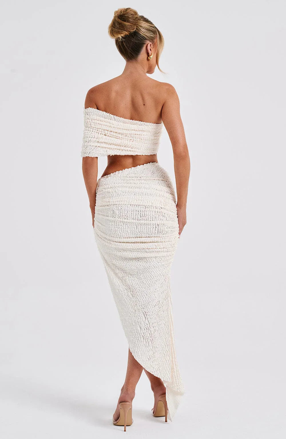 Texturerad off-shoulder topp med kjol